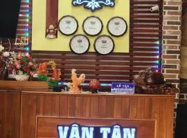 Vân Tân