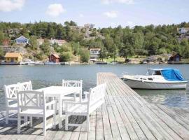 SeaSide, cabin nghỉ dưỡng ở Hjälteby