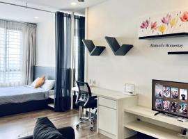 Dzīvoklis Cozy Style 2 PAX 名宿 - Landmark Residence 2- FREE Wi-Fi, Free Parking, YouTube pilsētā Kajanga