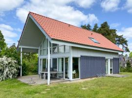 Marienfelde에 위치한 호텔 Ferienhaus Wiesengeflüster S1 - mit Sauna, Kamin und Workation an der Müritz