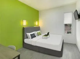 Urbanview Don Juan Pondok Gede by RedDoorz