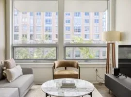 East Cambridge 2BR w WD Gym nr Lechmere T BOS-740