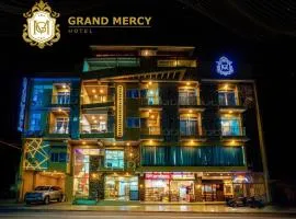 Grand Mercy Hotel