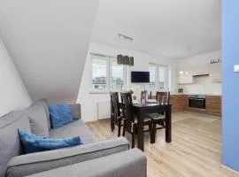 Comfortable & Cozy Studio with Balcony - Klimasa by Noclegi Renters