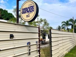 Boxpackers Langkawi โรงแรมในปันไตเจอนัง