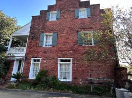 Schmit Hotel, hotel a Opelousas