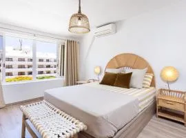 Design house 150m from Las Vistas Beach