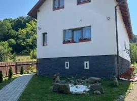 Lenilla Guesthouse