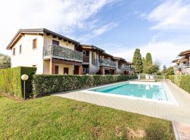 residence la corte near Gardaland, apartment in Castelnuovo del Garda