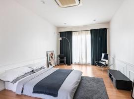 55th AREA, apartemen di Nonthaburi