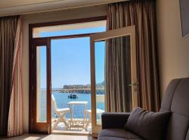 Seafront Apartment - Wifi - Sleeps 6 - ChrisCourt, alquiler vacacional en Marsaskala