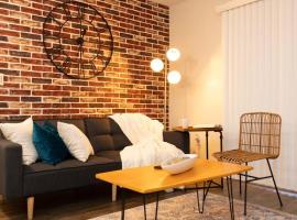 Stylish Serenity: Your Central Peace Zone!, apartment in Gainesville