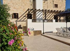 Villa Penelope, hotel with parking in Douliana