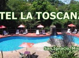 HOTEL LA TOSCANA, недорогой отель в городе Сан-Игнасио