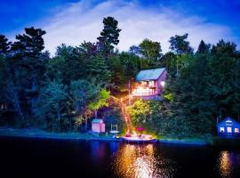 Stairway To Heaven-VT Lakefront!, hotel in Eden