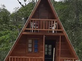 CHALÉ PÉ NA ESTRADA