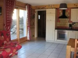 Chalet cosy 3* avec terrasse, 3 pièces pour 6 pers., proche centre et remontées mécaniques - Châtel - FR-1-676-63