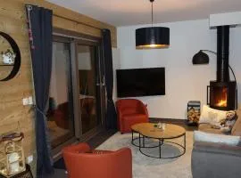 Châtel: 4P 100m², 7 pers, Jacuzzi, Parking, Proche Centre & Remontées - FR-1-676-178