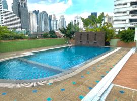 Woraburi Sukhumvit Hotel, хотел с басейни в Банкок