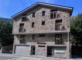 Viesnīca Apartaments Turistics El Buner pilsētā Ordino