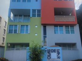 Olas Del Mar Beach Apartment, hotel din Luquillo