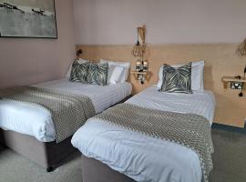 Sunrise Grove Hotel, hotel em Longford