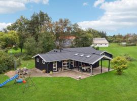 Lovely Home In Strandby With Kitchen, cottage in Strandby