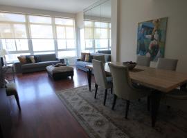 2 BD Penthouse with Balcony, hotel v Miami Beach