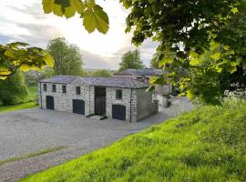 The Hayloft, Ferienwohnung in Strabane