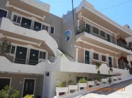 Mina Apartments, hotel di Poros