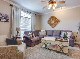 College Station Retreat Near Texas AandM University!, holiday rental in College Station