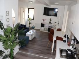 Sandnes Central Suite، شقة في ساندنيس