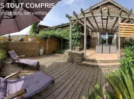 Gîte authentique avec terrasse et tout confort, entre Monts du Lyonnais et bassin Stéphanois - FR-1-496-299