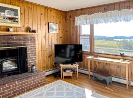 Lobster Tail Cottage, vacation home in Castine