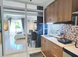 CityCondo, 2nd Fl, 30 sqm, near CPU, balcony and parkview, Netflix, free parking