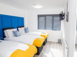 Contractors 8 Beds 3 Bath Parking Monthly Discount, Hotel in Basingstoke