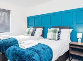 Contractors 8 Beds 3 Bath Parking Monthly Discount