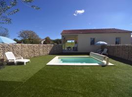 Gîte D&D avec piscine privative, holiday rental in Martel