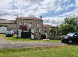 La Petite Locherie, B&B in Oradour-Saint-Genest