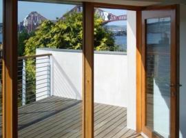 The Nook, Studio Apartment, South Queensferry, hotell i Queensferry