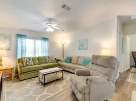 Weeki Wachee Vacation Rental about 13 Mi to the Ocean!