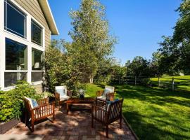 Peaceful 3BD in heart of Bozeman, holiday home in Bozeman