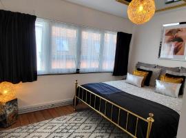 DS39 - A Sexy & Stylish 2 bedroom Apartment with Private Terrace in the centre of Hasselt, hotel u gradu 'Hasselt'