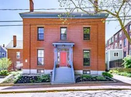 Historic Corner Apartment with patio & off street parking