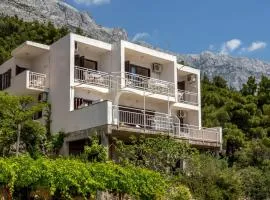 Apartments with a parking space Baska Voda, Makarska - 301