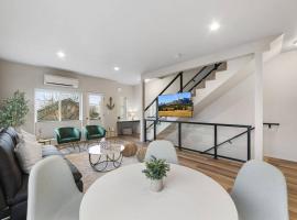 *Brand New* Fully Updated Condo 910 in Anacortes, hotel v destinaci Anacortes