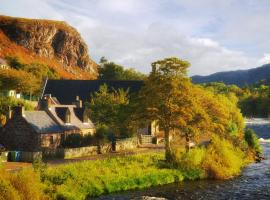 The Old Smiddy, holiday home in Poolewe