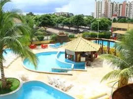 1403 AP 2 Quartos , banheira de hidro privativa, bebidas liberadas nas piscinas , internet no ap, proximo ao shopping singapura