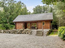 Larch, holiday home in Killin