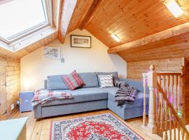 The Hayloft, holiday rental in Glossop
